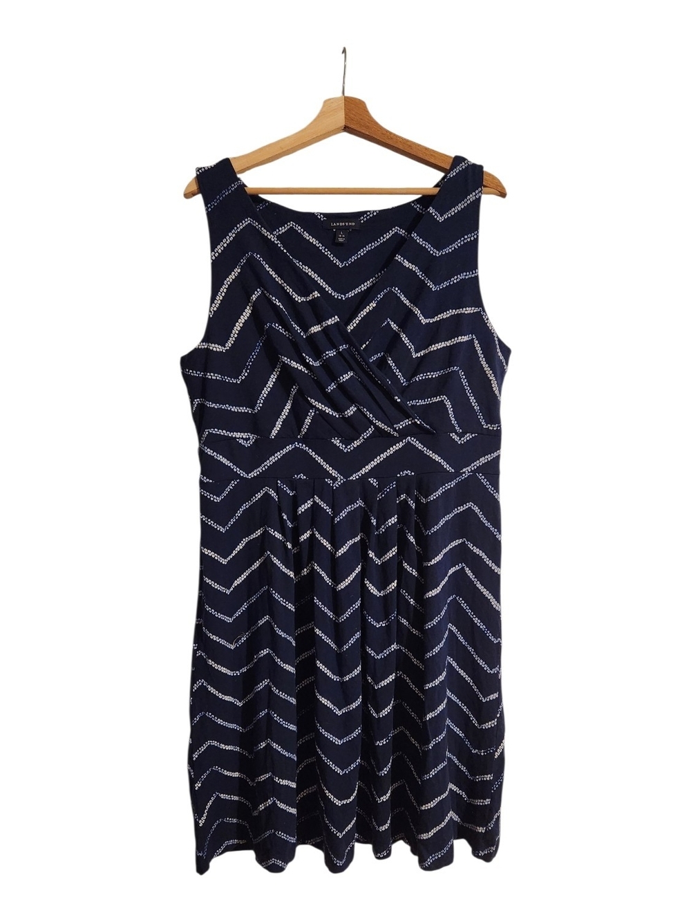 Lands End Navy Blue White Chevron Zigzag Sleeveless Dress Large 14-16